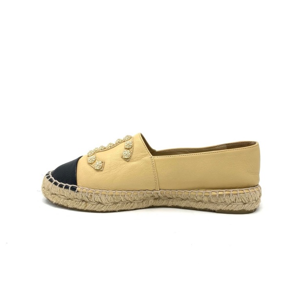 ❌SOLD❌Chanel Embellished CC Espadrilles - Picture 3 of 7
